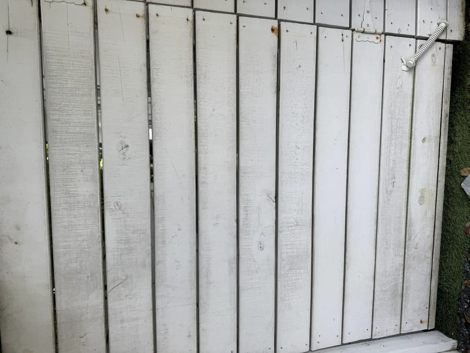 Wood Fence Repair and Painting, handyman services project photo 22